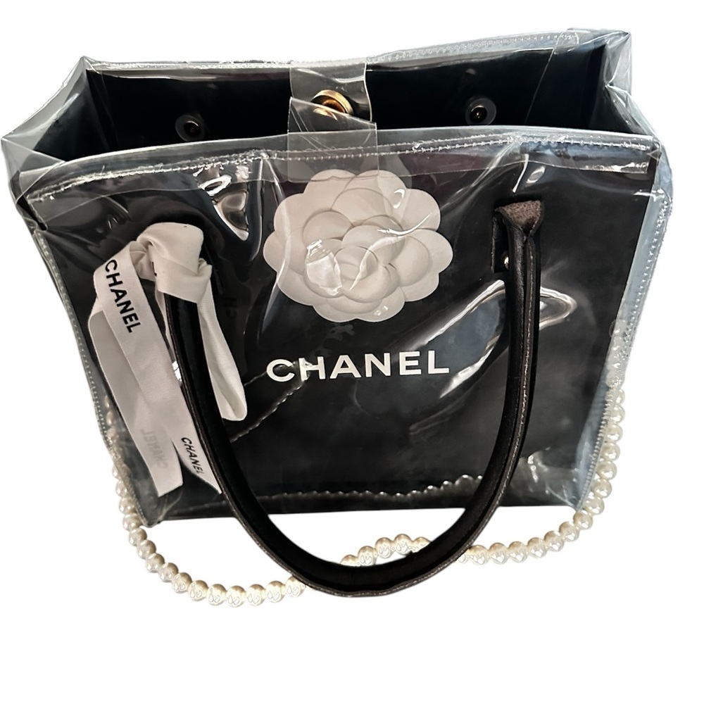 shopping bag Chanel Black - Picture 2 of 6